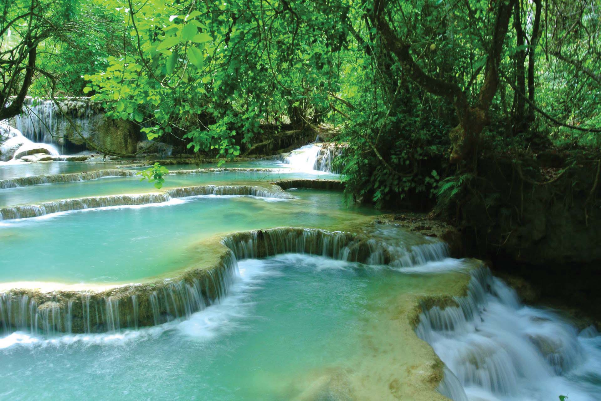 Explore Laos - The Beauty of the Hidden Gem in The Southeast Asian